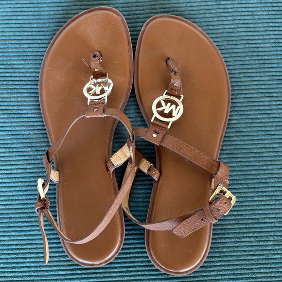 Michael Kors Women’s Sandal Size 7.5 - Picture 1 of 3